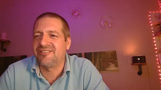 matrikes1 online show from February 14, 9:43 pm