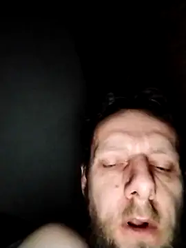 Snapshot of Kw8585kw chatting on January 12, 2:56 am Kw8585kw online show from January 12, 2:56 am