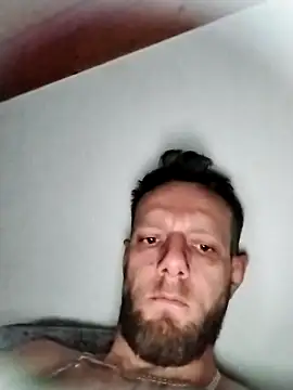 Snapshot of Kw8585kw chatting on February 2, 11:11 pm Kw8585kw online show from February 2, 11:11 pm