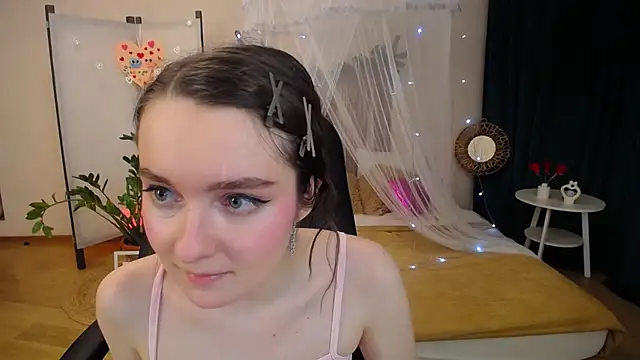 CloudGrace online show from February 26, 6:11 pm