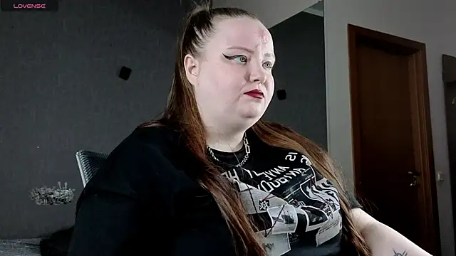 Snapshot of EMMA__CONNOR chatting on September 15, 6:24 am EMMA  CONNOR online show from September 15, 6:24 am