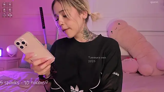  Tammara  online show from January 18, 5:37 pm