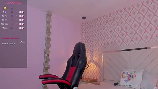 Snapshot of clarisKlein chatting on February 24, 10:15 am clarisKlein online show from February 24, 10:15 am