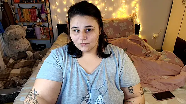 naughtykiss online show from November 13, 4:28 pm