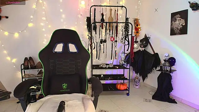 Arianna connor1 online show from October 14, 5:58 pm