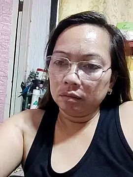 asianwet4u online show from February 18, 1:32 am