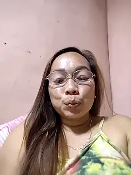 asianwet4u online show from December 16, 3:39 pm