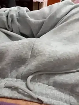 Snapshot of ninotesao21 chatting on February 14, 4:48 pm ninotesao21 online show from February 14, 4:48 pm