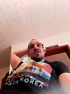 Codymc89 online show from April 23, 3:58 pm