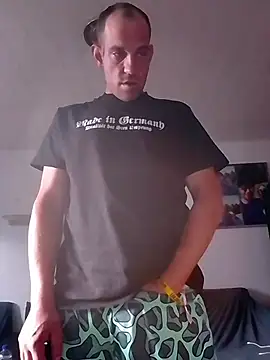 Codymc89 online show from July 27, 5:20 pm