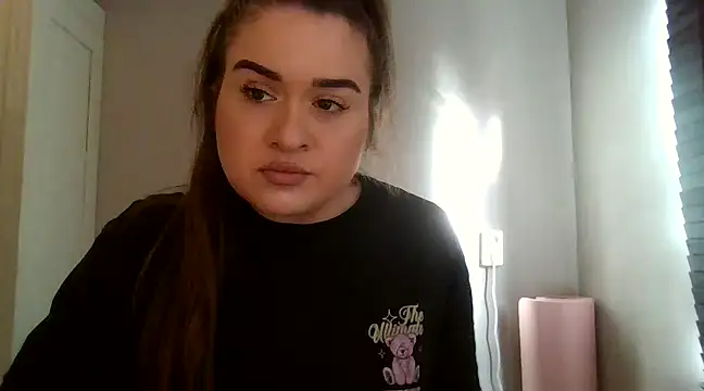 avajade online show from January 14, 12:14 pm