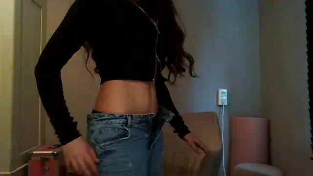 avajade online show from October 14, 9:32 am