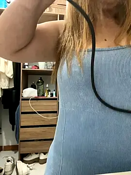 moniquerainx online show from September 29, 10:25 pm