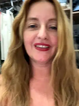 moniquerainx online show from October 24, 11:45 pm