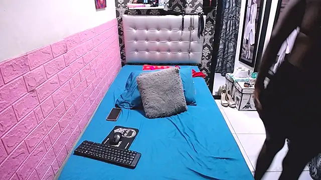 stNatashaBrunette online show from January 10, 7:35 am