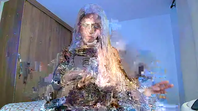 SARA TS FOX online show from March 17, 11:08 pm