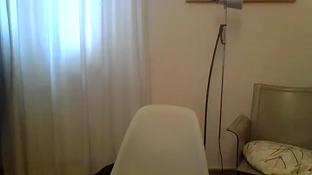 Snapshot of ANONIMO7735 chatting on November 6, 9:54 am ANONIMO7735 online show from November 6, 9:54 am