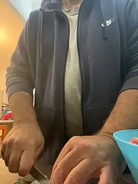 Snapshot of ANONIMO7735 chatting on November 9, 11:19 am ANONIMO7735 online show from November 9, 11:19 am