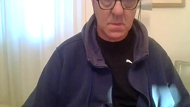 Snapshot of ANONIMO7735 chatting on November 23, 6:24 am ANONIMO7735 online show from November 23, 6:24 am