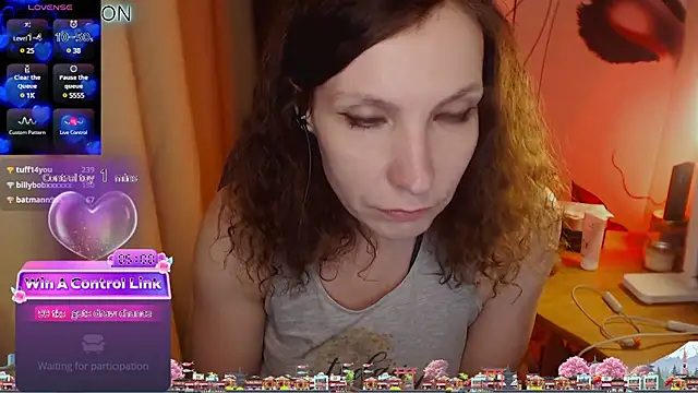 Snapshot of JohansonKatie chatting on February 15, 12:26 am JohansonKatie online show from February 15, 12:26 am