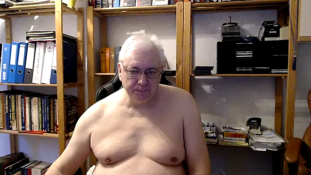SchwanzhureXXL online show from January 7, 8:03 am
