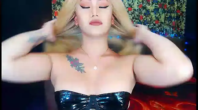 KylieMaxwellCaulfield TS online show from December 4, 7:34 pm