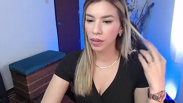 ms sofia x online show from December 19, 4:58 pm