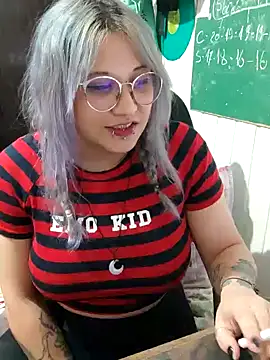 ElfGrey online show from December 11, 8:15 am