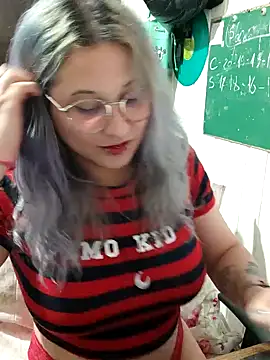 ElfGrey online show from December 17, 2:33 am