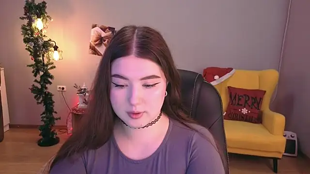 NicoleFoxery online show from December 14, 6:23 pm