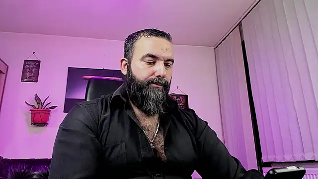 Snapshot of ChristophJules chatting on December 9, 10:20 pm ChristophJules online show from December 9, 10:20 pm