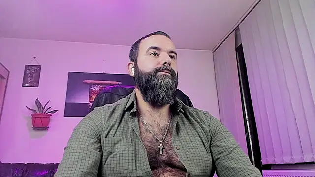 Snapshot of ChristophJules chatting on December 17, 10:00 pm ChristophJules online show from December 17, 10:00 pm