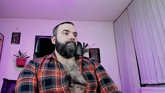 Snapshot of ChristophJules chatting on March 2, 12:31 am ChristophJules online show from March 2, 12:31 am