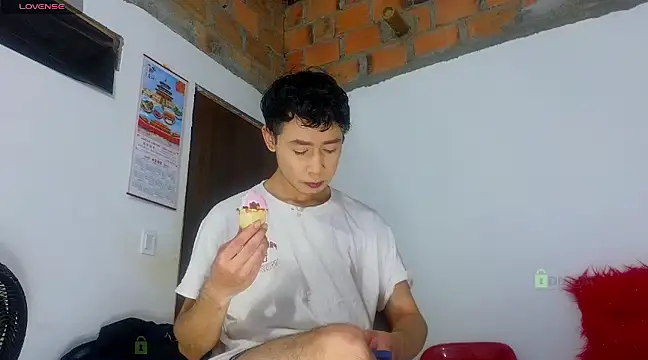 big cock mathew online show from February 23, 7:49 pm