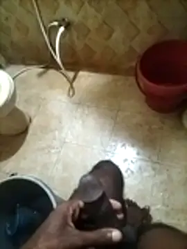 Snapshot of naxus@xh chatting on October 30, 6:52 pm naxusxh online show from October 30, 6:52 pm