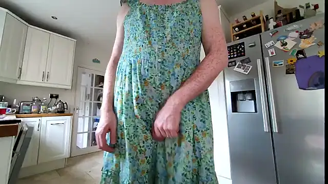 theSecretBallerino online show from October 3, 9:50 am