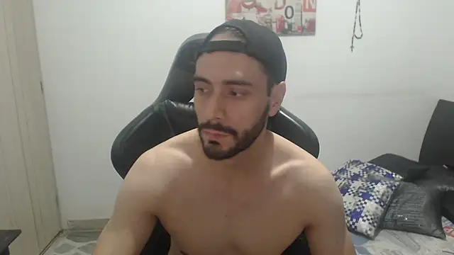 samuelgarcia  online show from October 27, 7:23 am