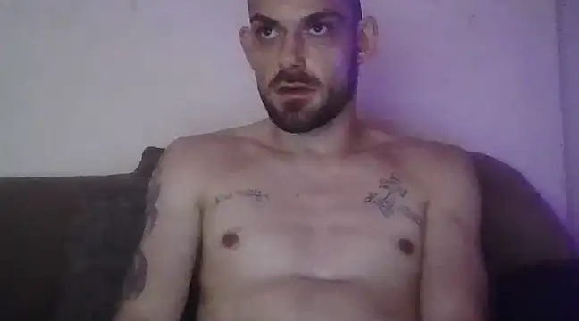 Snapshot of Renne6666 chatting on February 20, 3:01 am Renne6666 online show from February 20, 3:01 am