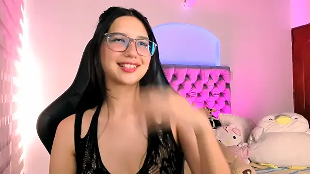 Luniverse online show from November 26, 7:37 pm