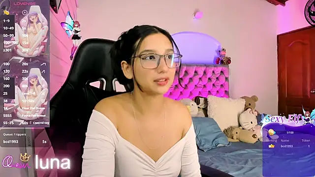 Luniverse online show from February 3, 6:46 pm