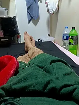 Snapshot of Fghjxdgbbcd chatting on December 19, 12:39 am Fghjxdgbbcd online show from December 19, 12:39 am