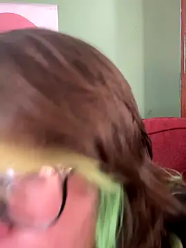 Bubblesgotcakee online show from September 9, 5:23 pm