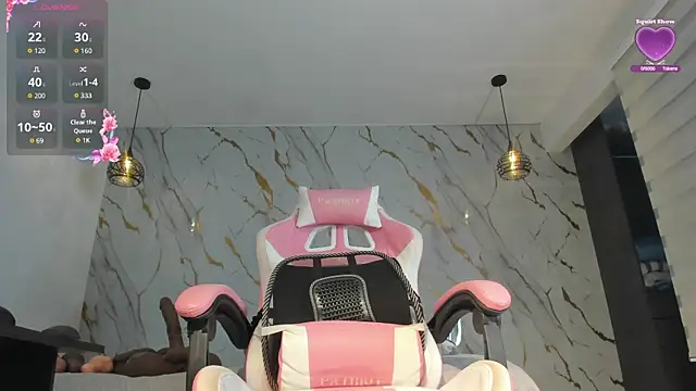 Snapshot of angelinafit chatting on February 12, 1:27 pm angelinafit online show from February 12, 1:27 pm