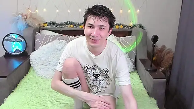 Yumi steve online show from October 25, 5:51 pm