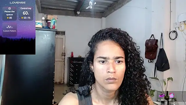 jasminne  online show from December 13, 3:54 pm