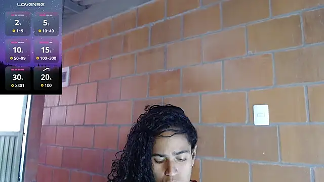 jasminne  online show from February 7, 3:30 pm