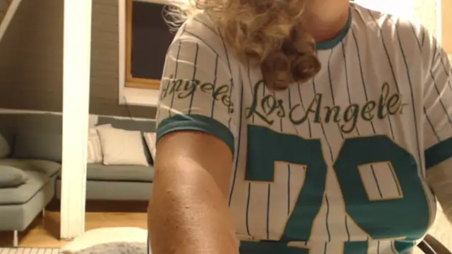 KimMitchelli online show from October 14, 6:09 pm