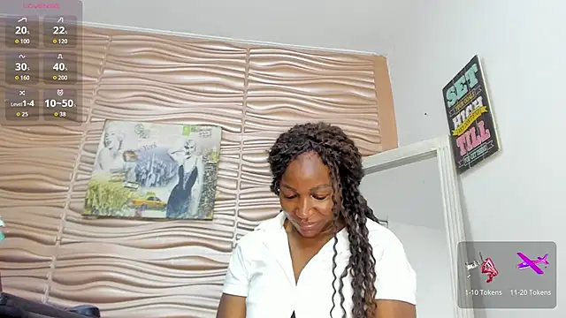 mia pineda online show from March 21, 1:10 am