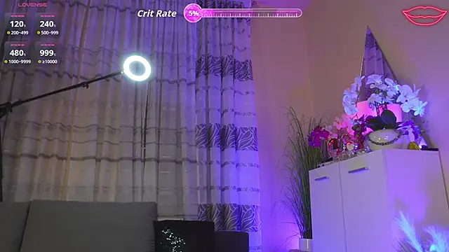 Snapshot of Marilyn_La_Rose chatting on June 21, 6:32 pm Marilyn La Rose online show from June 21, 6:32 pm