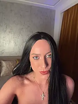 Snapshot of RockQueen_A chatting on July 27, 4:19 am RockQueen A online show from July 27, 4:19 am